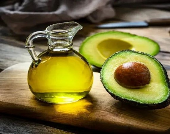 روغن آووکادو یک روغن گیاهی برای موهای نازک